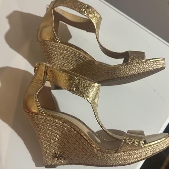 Michael Kors Wedge Heels - Picture 4 of 12